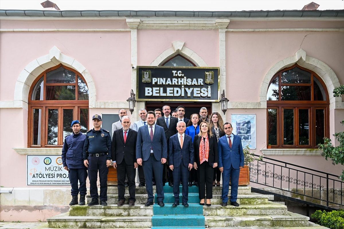 Vali Uğur Turan Pınarhisar\'ı Ziyaret Etti