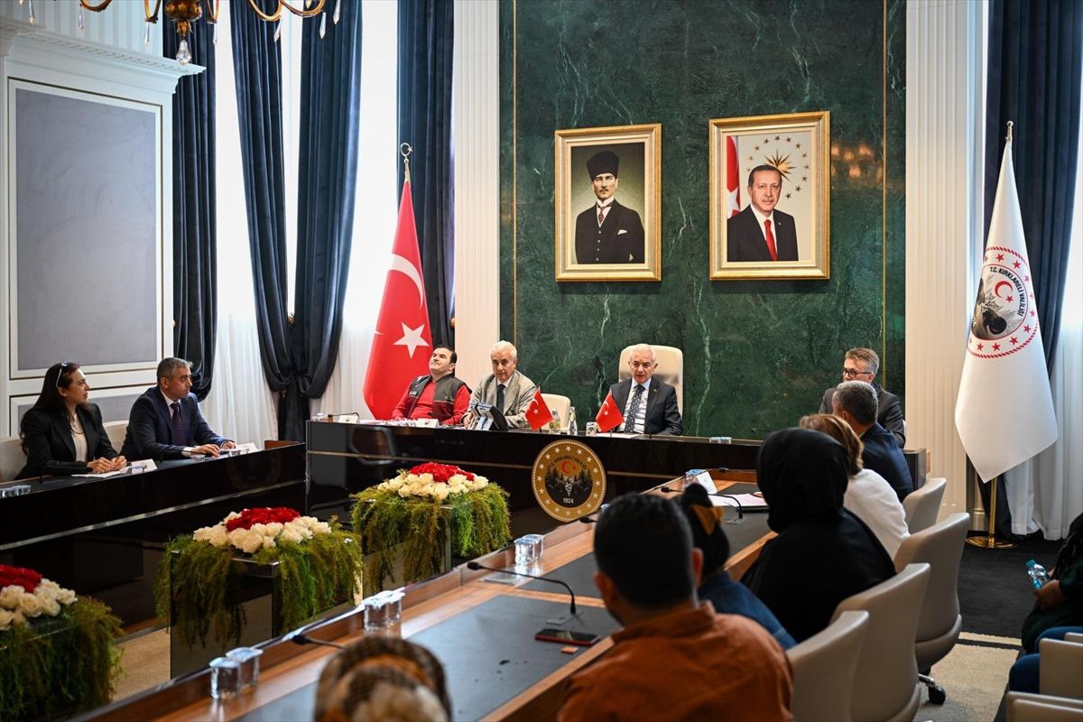 Vali Turan, Vatandaşlarla Buluştu