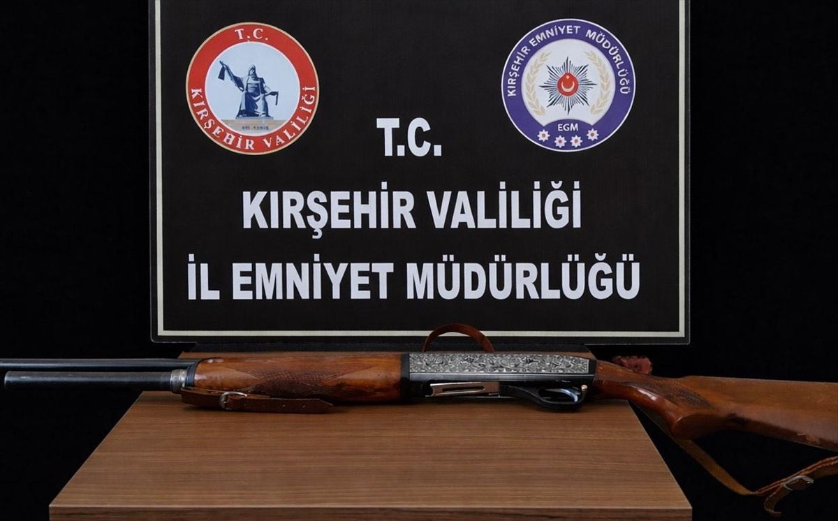 Kırşehir\'de Ruhsatsız Silah Operasyonu