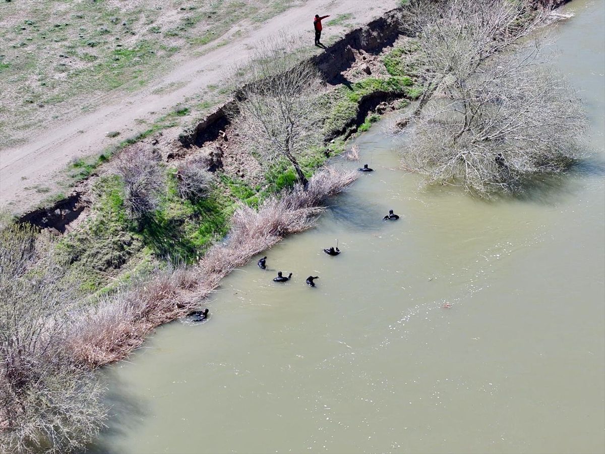 Kırşehir\'de Kayıp Ramazan İçin Arama Çalışmaları Devam Ediyor