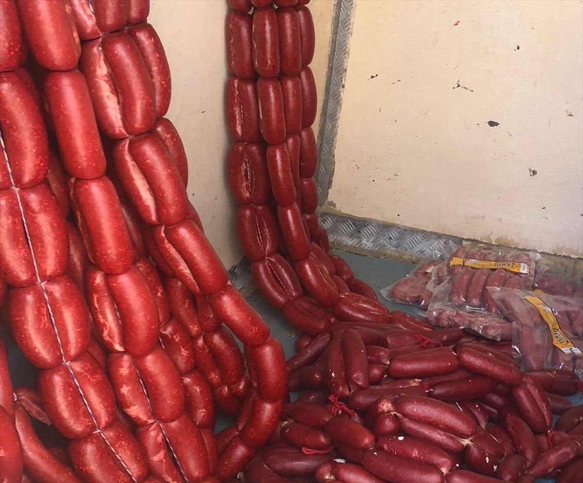 Kırşehir\'de 96 Kilo Sucuğa El Konuldu
