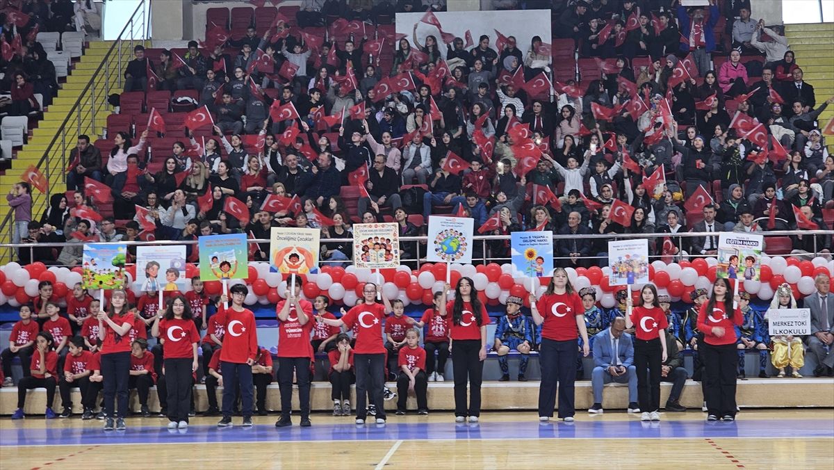 23 Nisan Bayramı Kutlandı