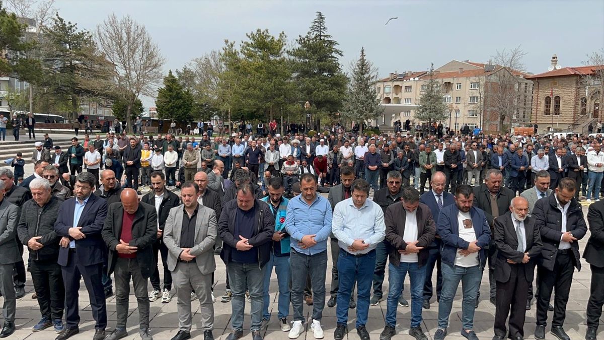 Silahlı Saldırıya Gıyabi Cenaze Namazı