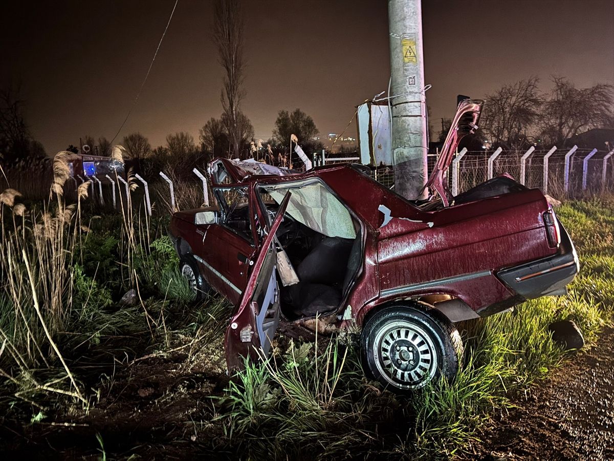 Tavşanlı\'da Trafik Kazası: 1 Ölü, 1 Yaralı