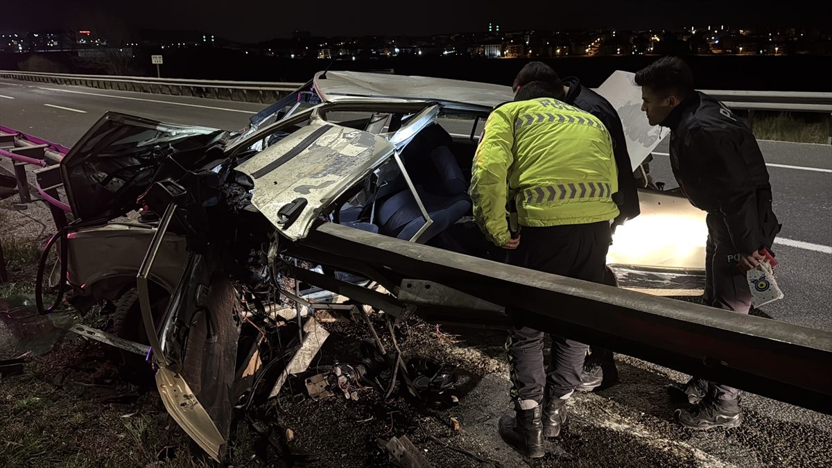 Kütahya\'da Trafik Kazası Can Aldı