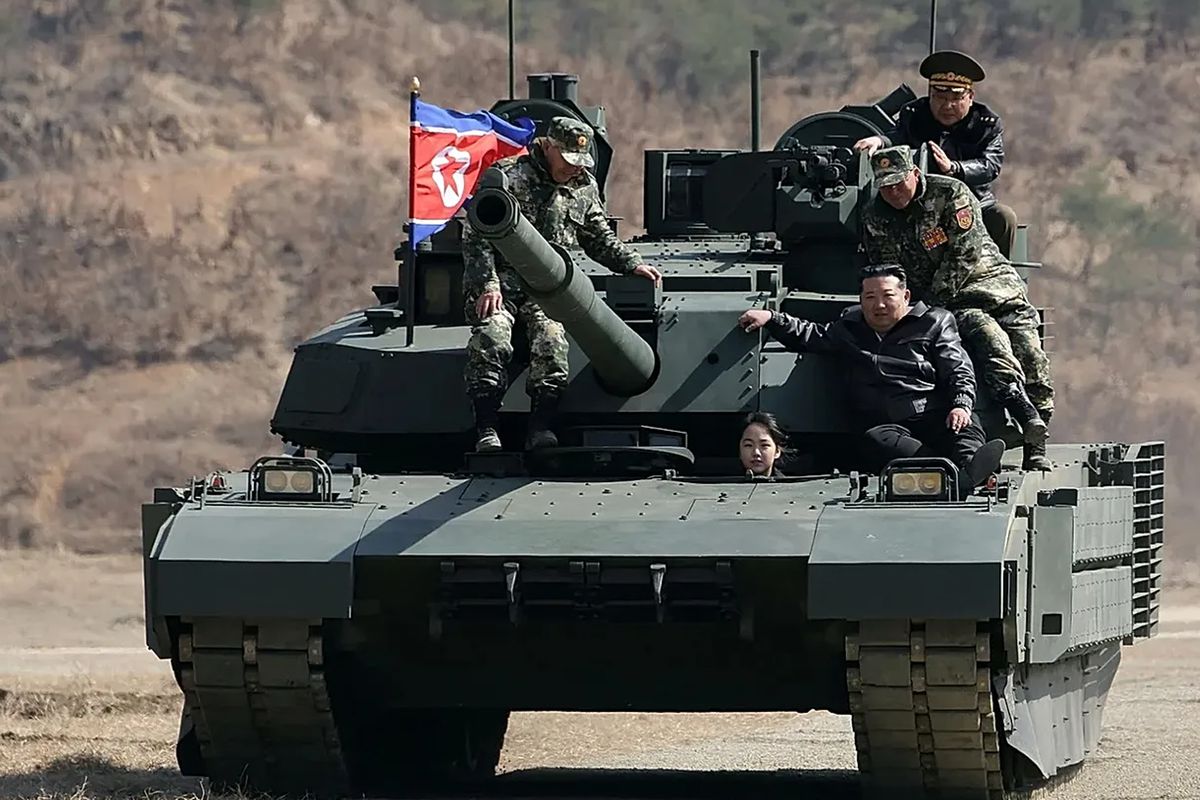 Kuzey Kore rotayı değiştirdi! İran yerine ABD\'yi mi tercih etti?