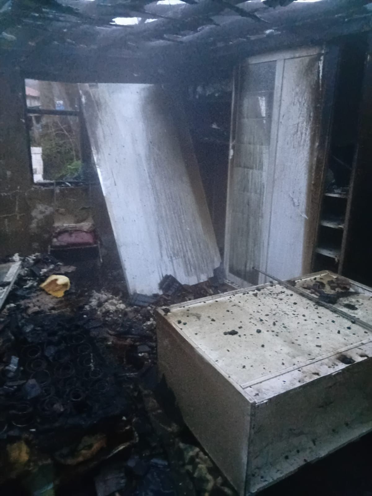 Ladik\'te Yangın: Bir Ev Kül Oldu