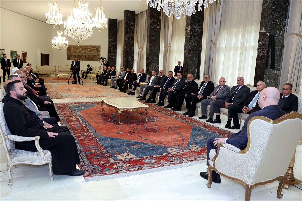 Avn: Müzakere Süreci Tek Yol