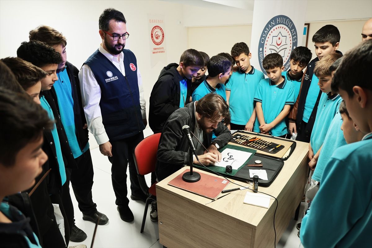 Darende\'de Hüsn-i Hat Sanatı Etkinliği