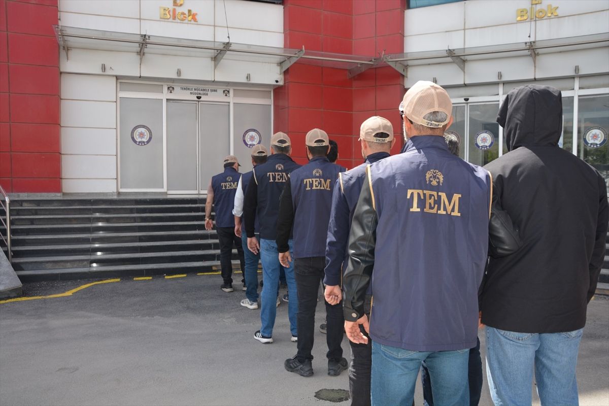 17 ilde FETÖ operasyonu: 23 gözaltı