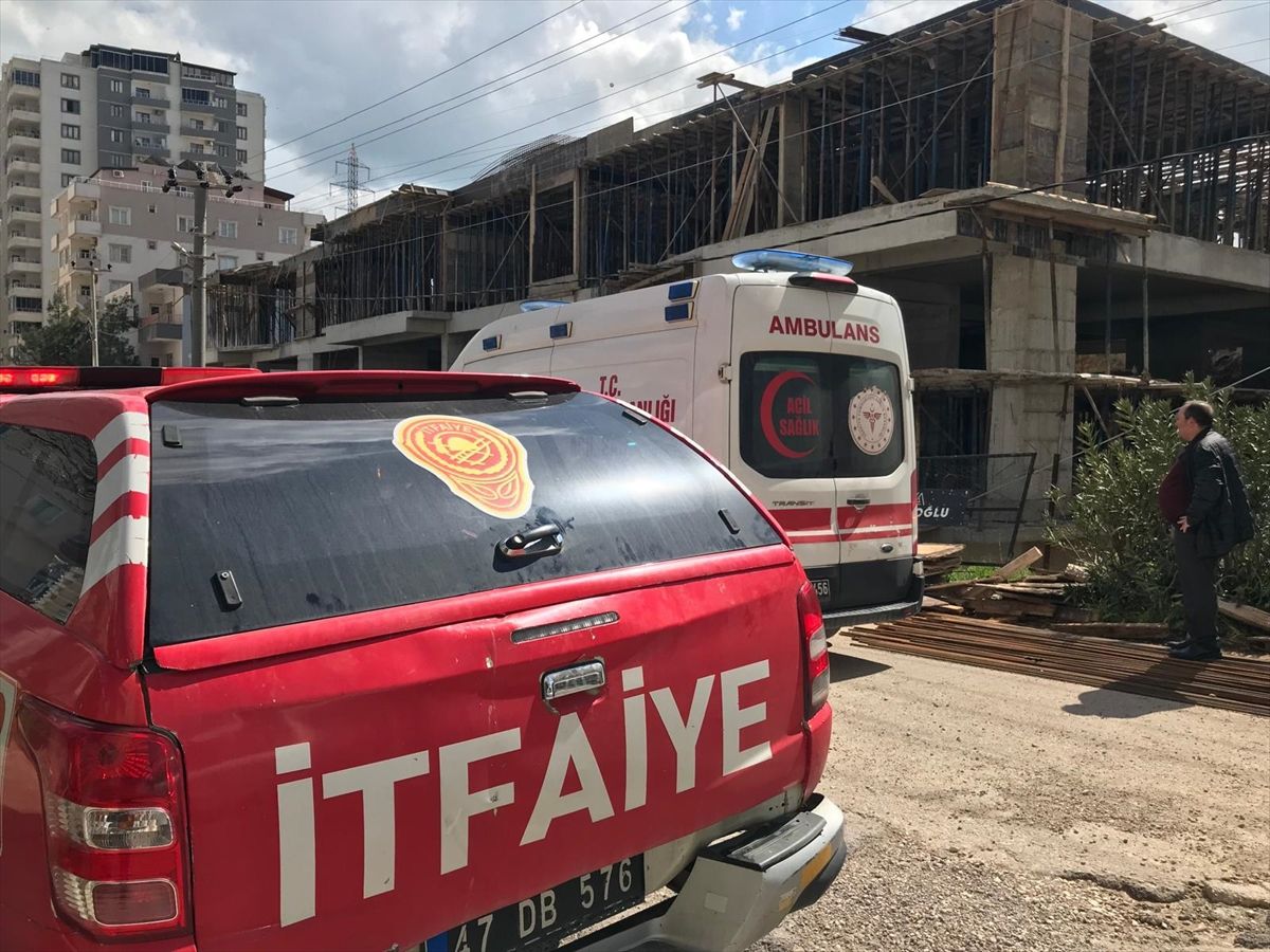 İnşaatta Elektrik Akımına Kapılan İşçi Düştü