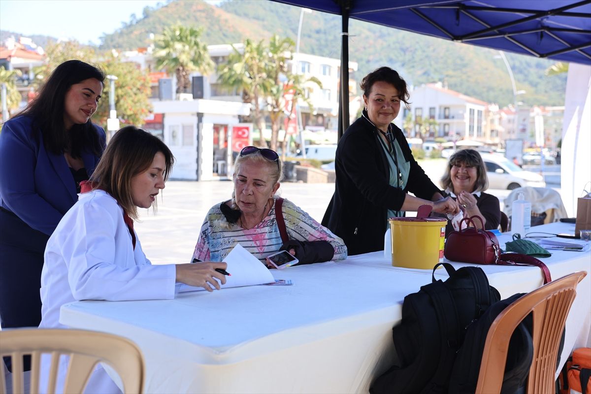 Marmaris\'te Sağlıklı Yaş Alma Etkinliği