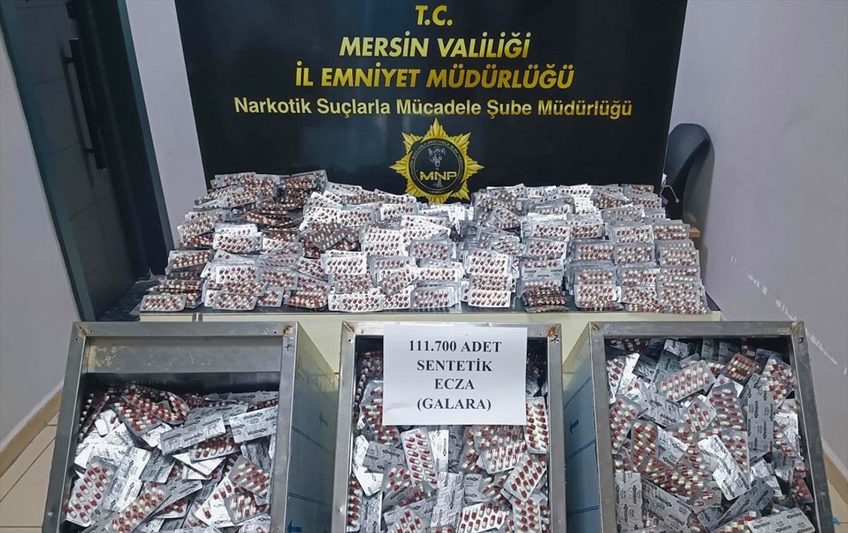 Mersin\'de 111 Bin Sentetik Hap Ele Ge geçti