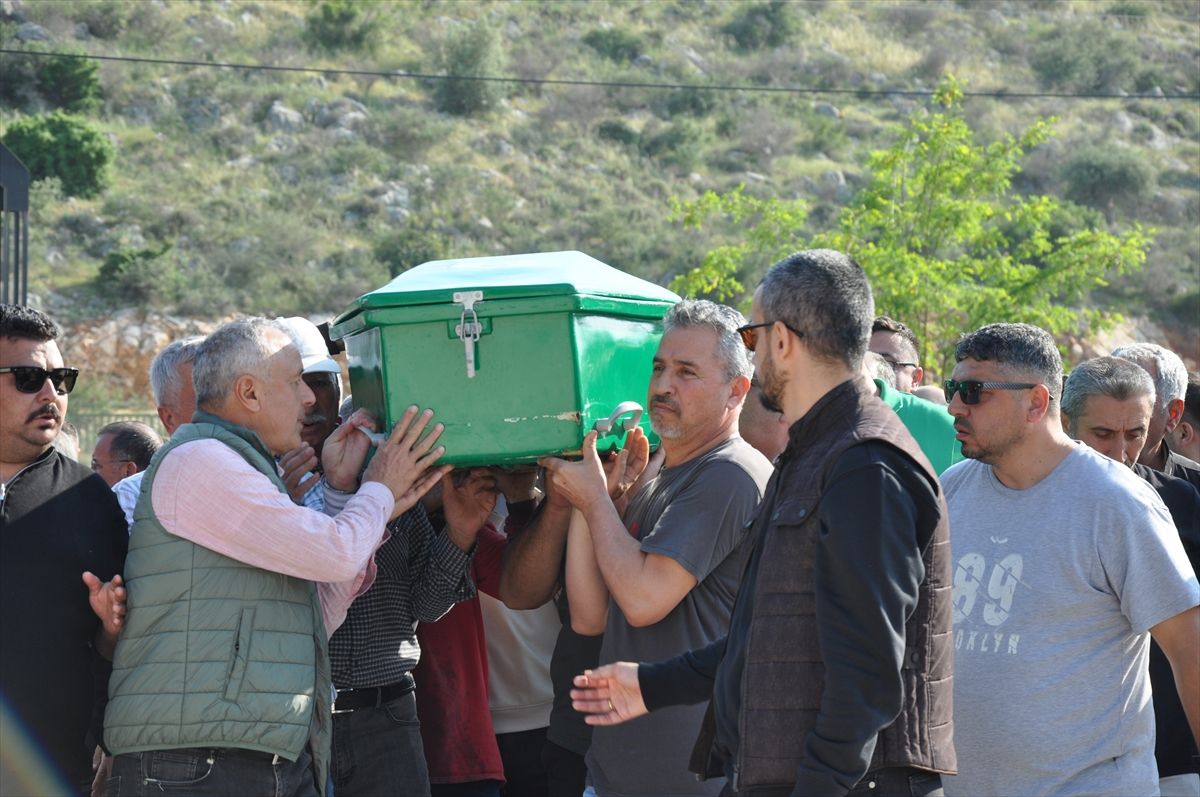Silifke\'de denizde iki ceset bulundu