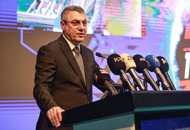 Mersin’de “Milli Teknoloji Zirvesi” düzenlendi