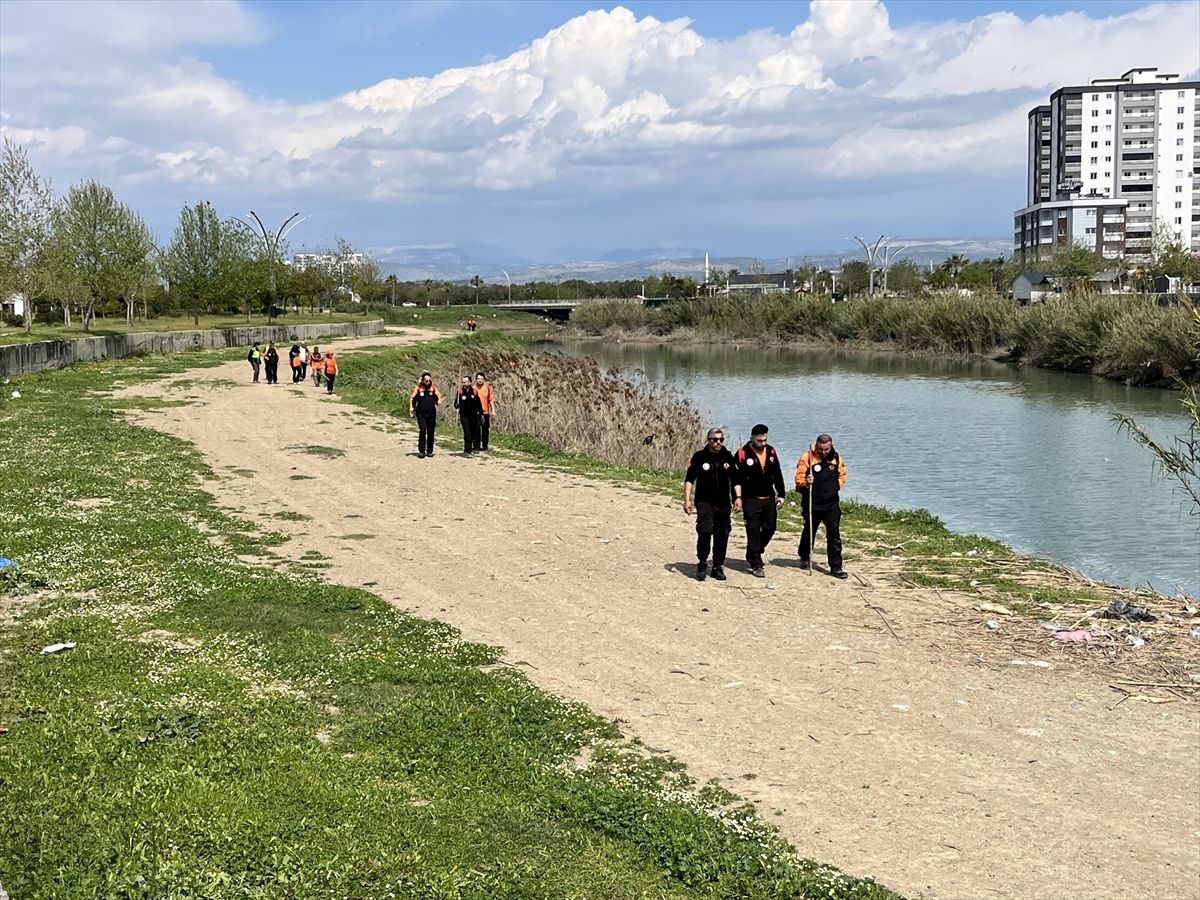 Tarsus\'ta Kaybolan Genç İçin Arama Çalışmaları Devam Ediyor