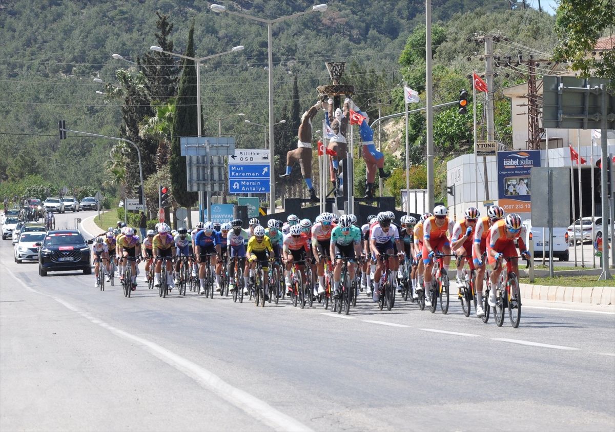 Mersin Uluslararası Bisiklet Turu Devam Ediyor