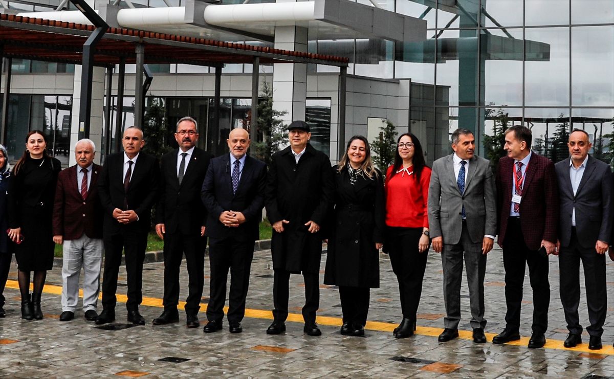 Topsakal\'dan Çocuklara Bayram Ziyareti