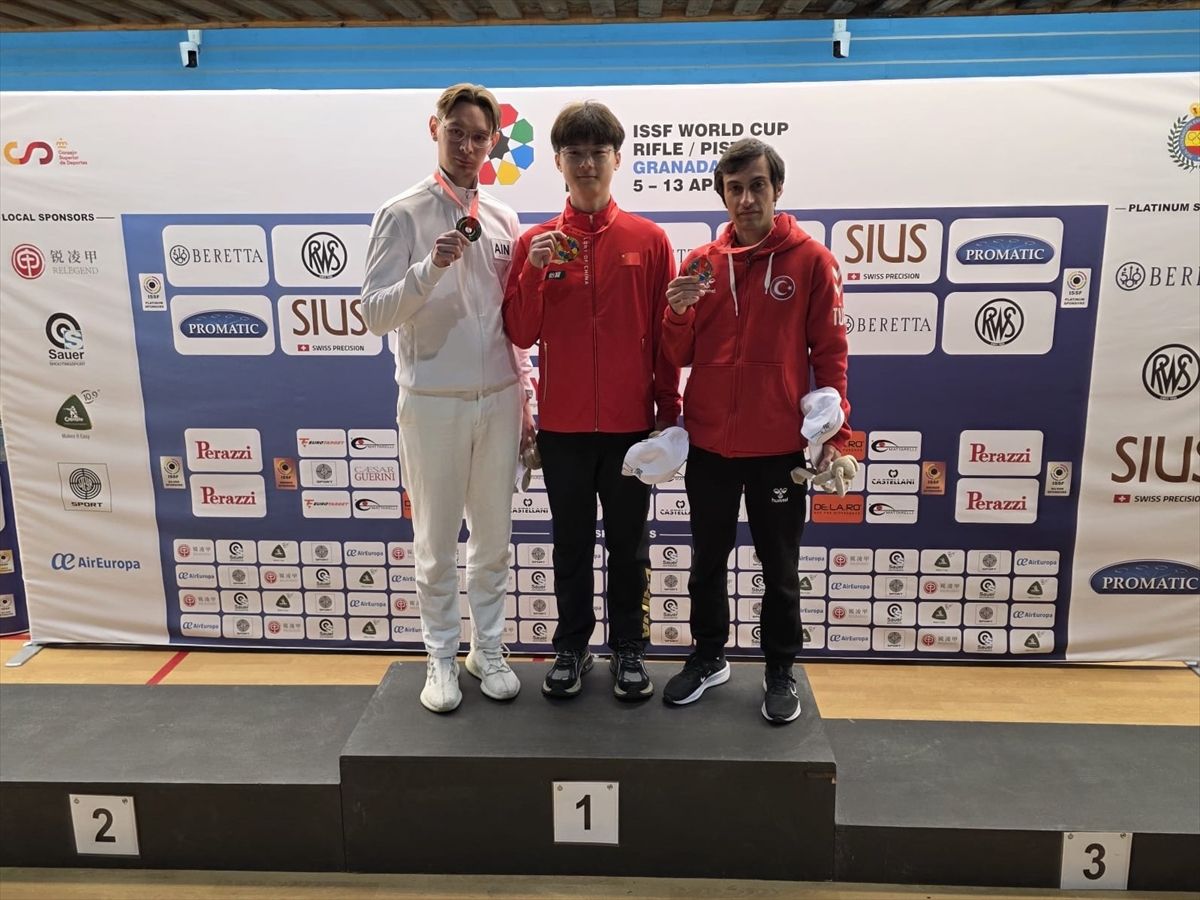 Buğra Selimzade\'den Bronz Madalya