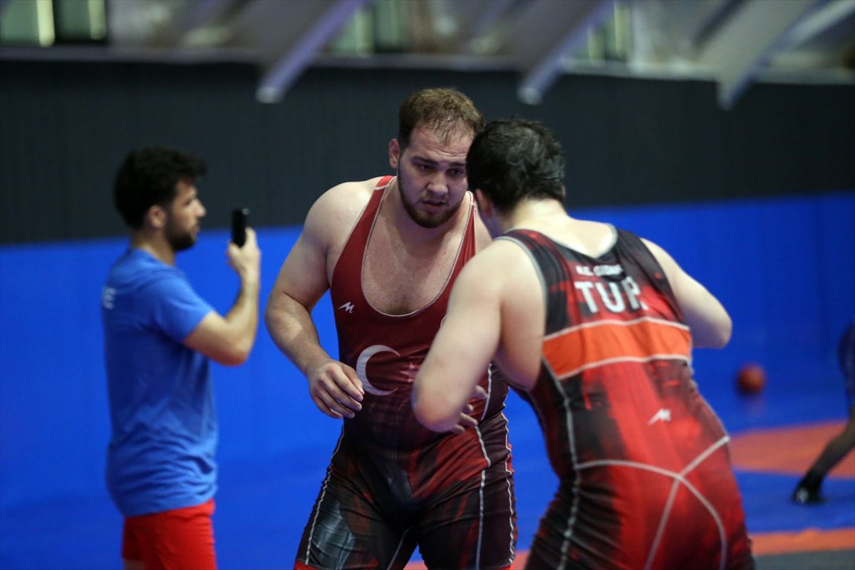 Hakan Büyükçıngıl: Avrupa Şampiyonasında Altın Hedefliyorum