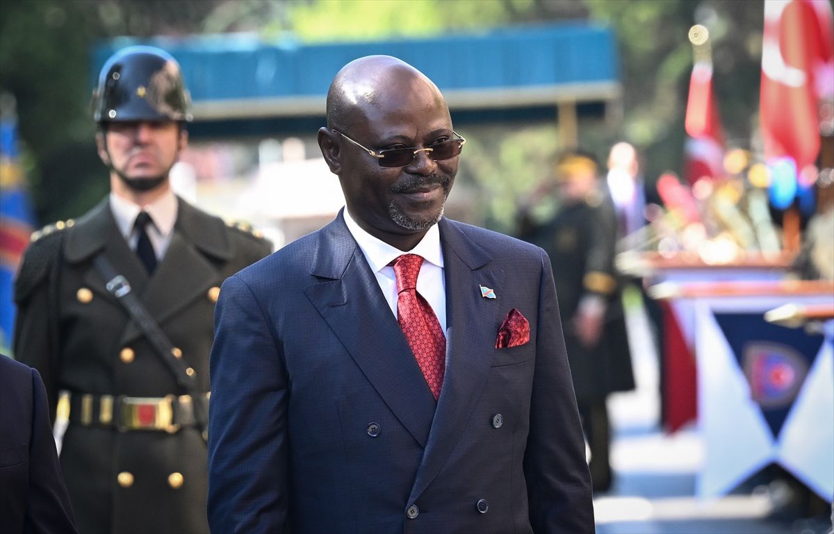 Güler ve Muadiamvita\'dan Savunma Görüşmesi