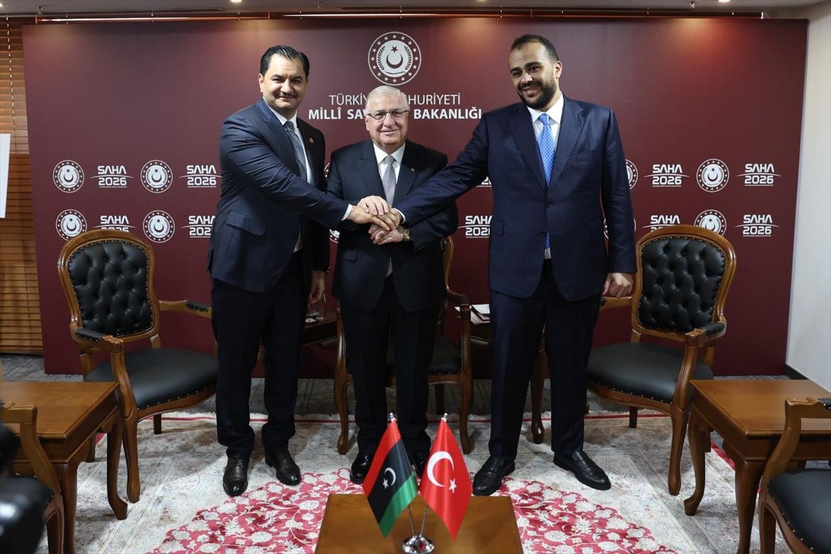 Bakan Güler Libya Savunma Yetkilileri ile Görüştü