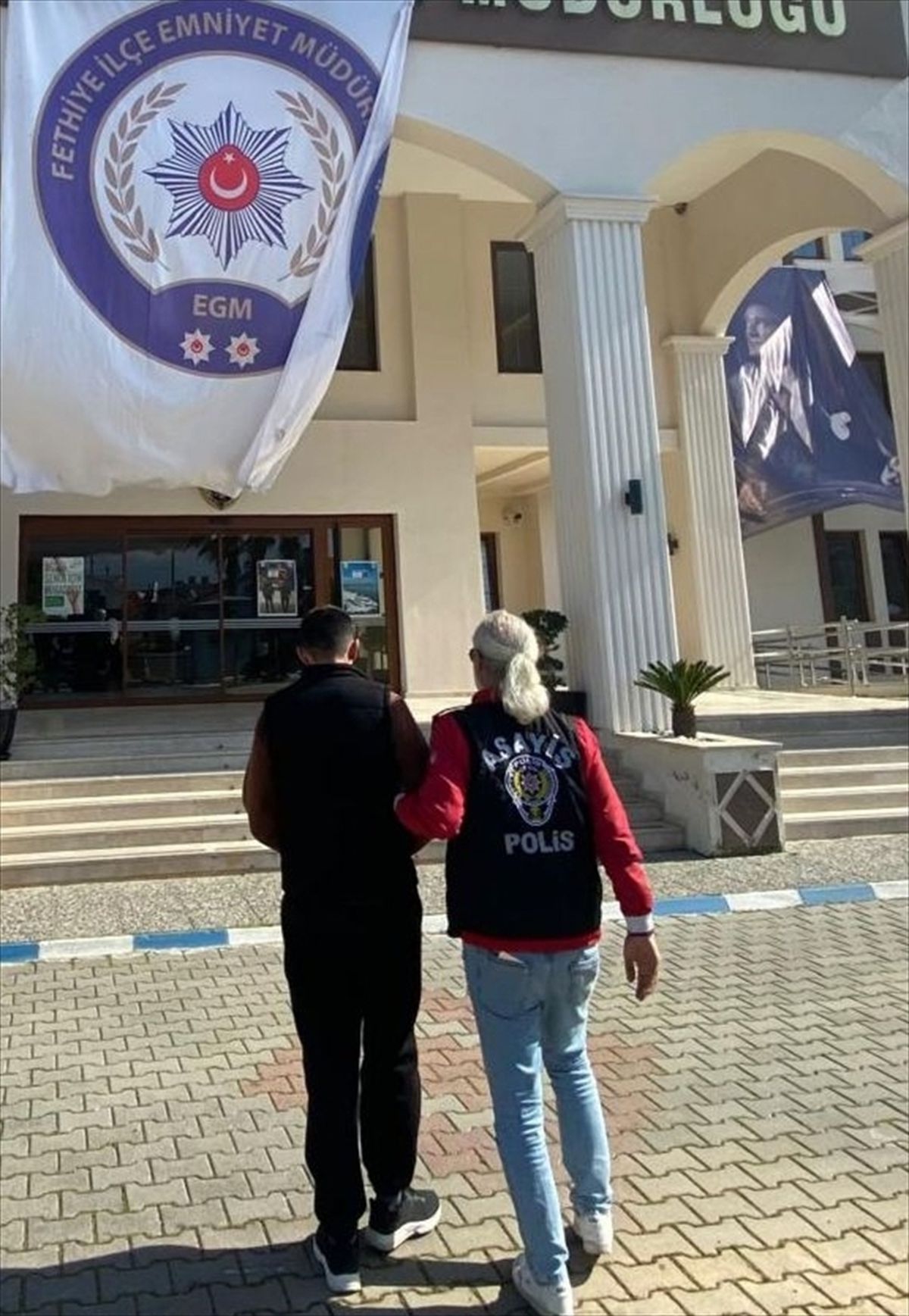 Firari Hükümlü Fethiye\'de Yakalandı