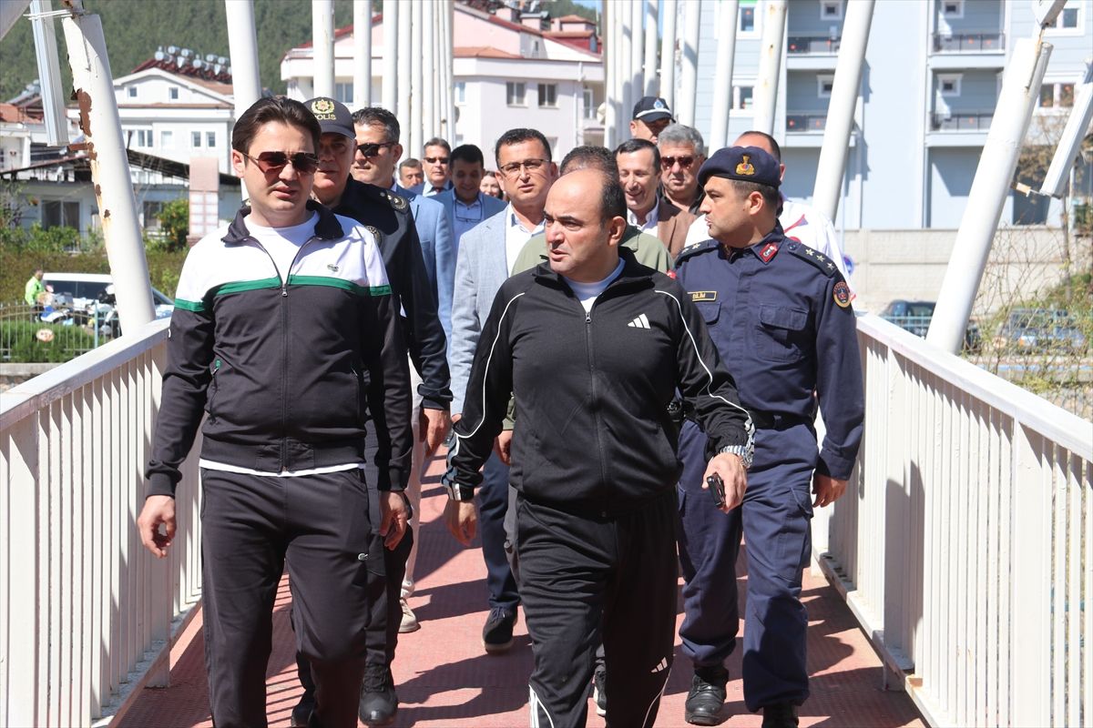 Seydikemer\'de Sağlıklı Yaşam Yürüyüşü