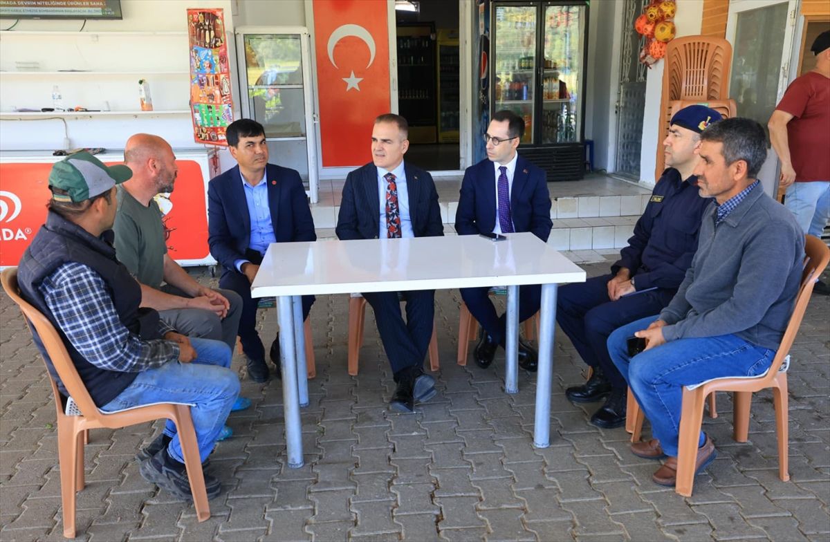 Vali Akbıyık Ula\'da Vatandaşlarla Buluştu