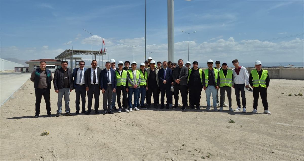 İŞKUR\'dan Gençlere Üretim Çağı Programı