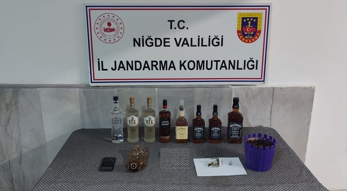Niğde\'de Uyuşturucu Operasyonu: 2 Gözaltı