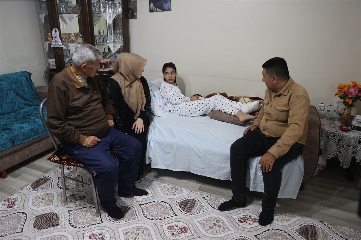 Okul katliamından kurtulan çocuk anlattı! Saldırgan tek söz söyleyip, silahını ateşlemiş