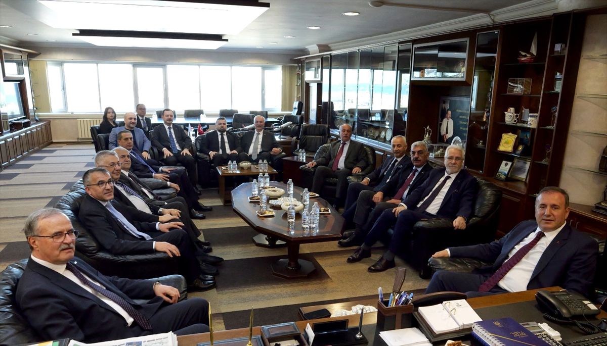 OSBÜK Başkanı Kütükcü, Trabzon’da TTSO\'yu Ziyaret Etti