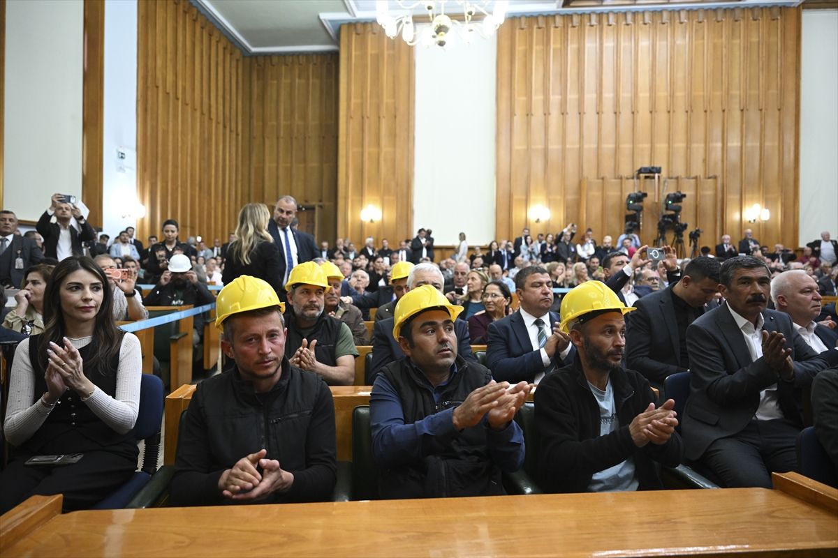 Özgür Özel\'den Enflasyon ve Zam Çağrısı