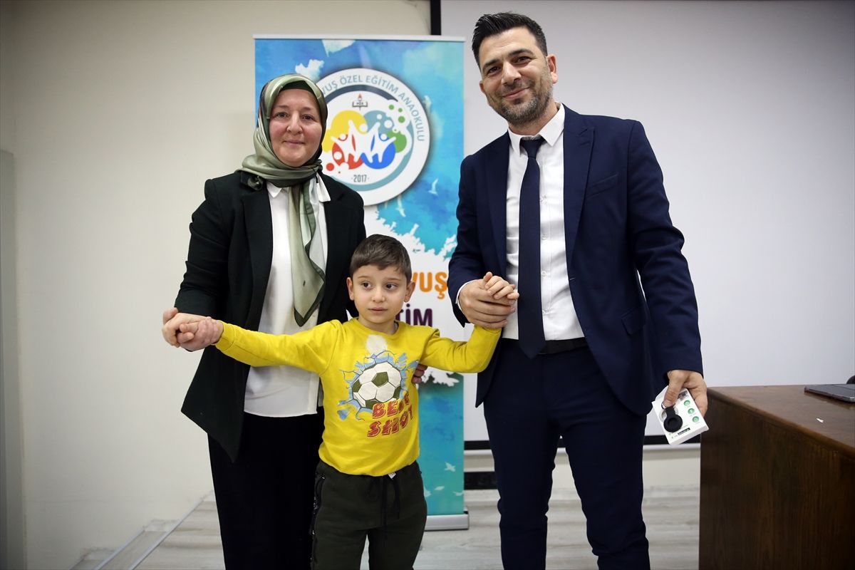 Kastamonu\'da Özel Bireylere Akıllı Cihaz Desteği