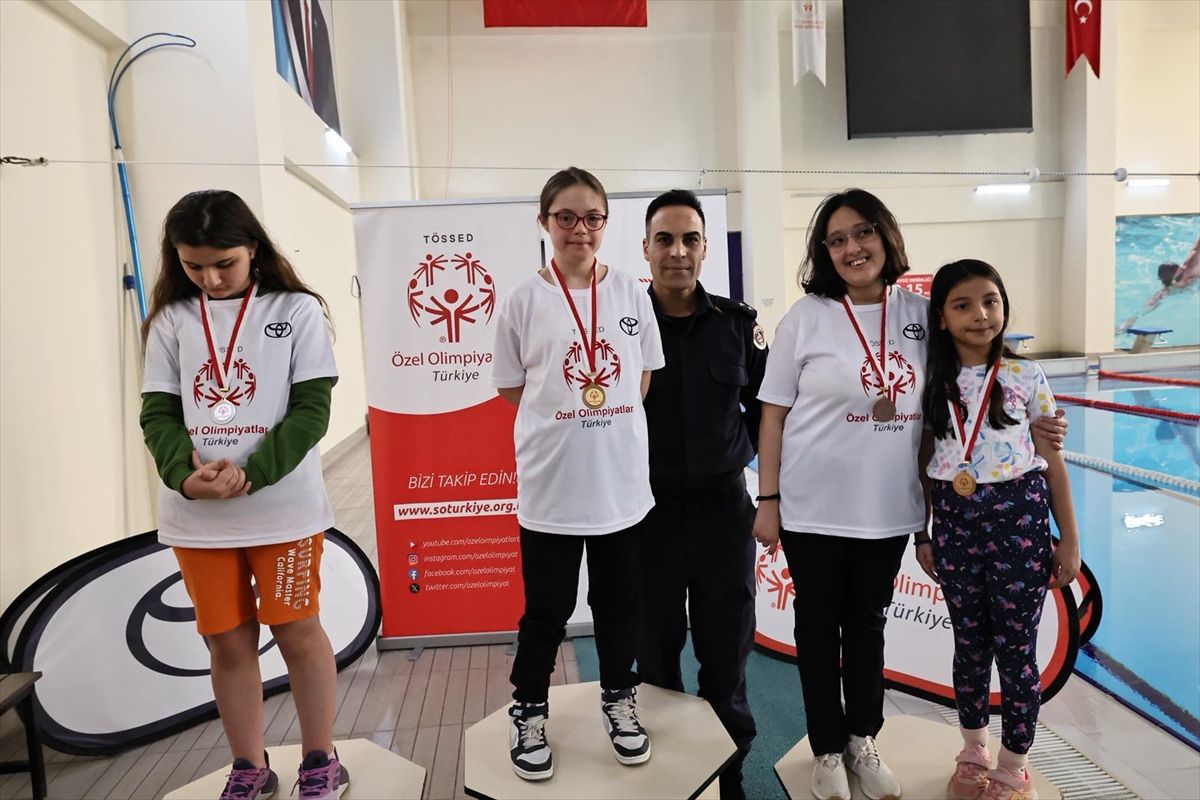 Ege Bölgesi Oyunları Kula\'da Yapıldı