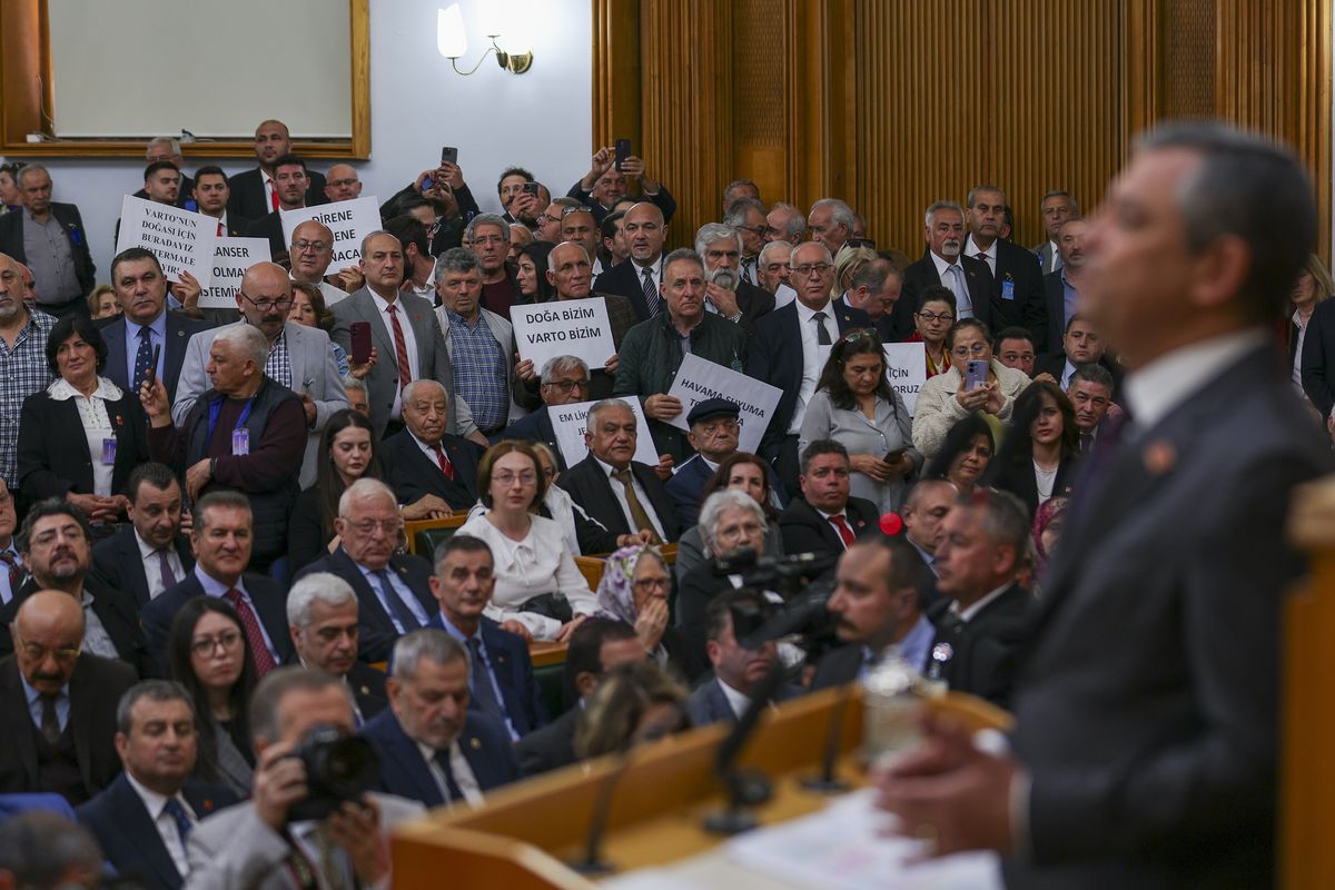 Özgür Özel: Ara seçim erken seçimi getirecek