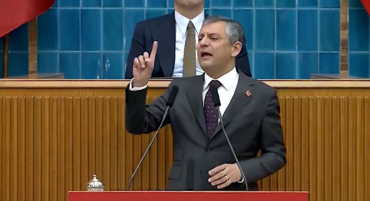İmamoğlu\'nu gözden mi çıkardı? Özel\'den parti grubuna damga vuran rest