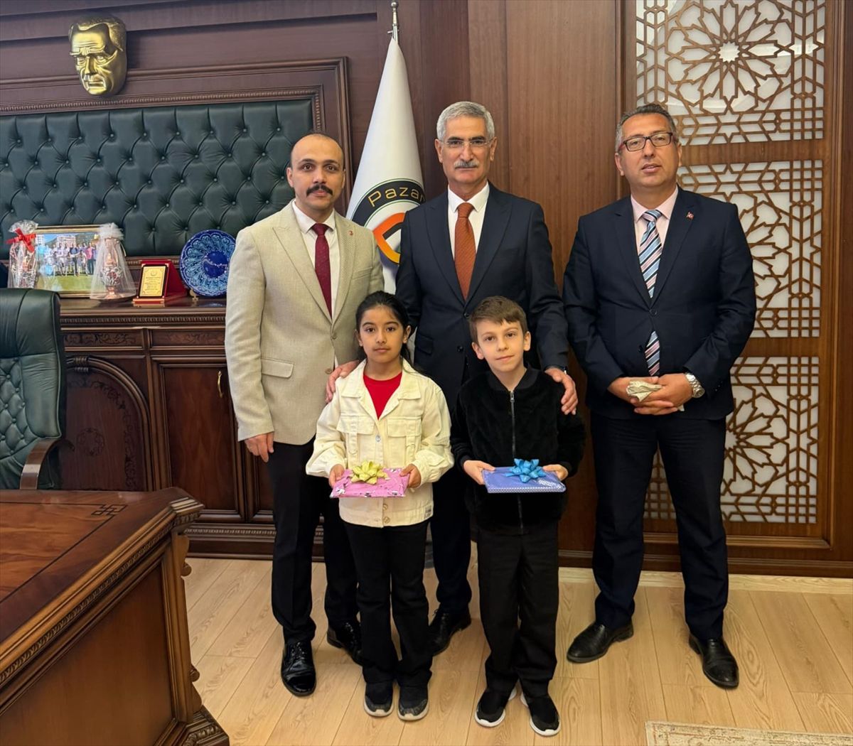 Pazar Belediye Başkanı Makam Koltuğunu Öğrencilere Devretti