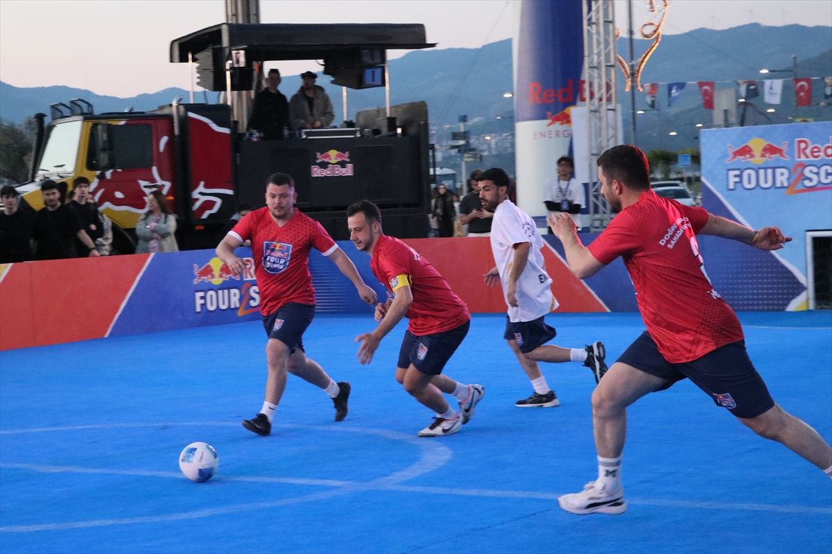 Red Bull Four 2 Score Türkiye Finali İzmir\'de Yapıldı