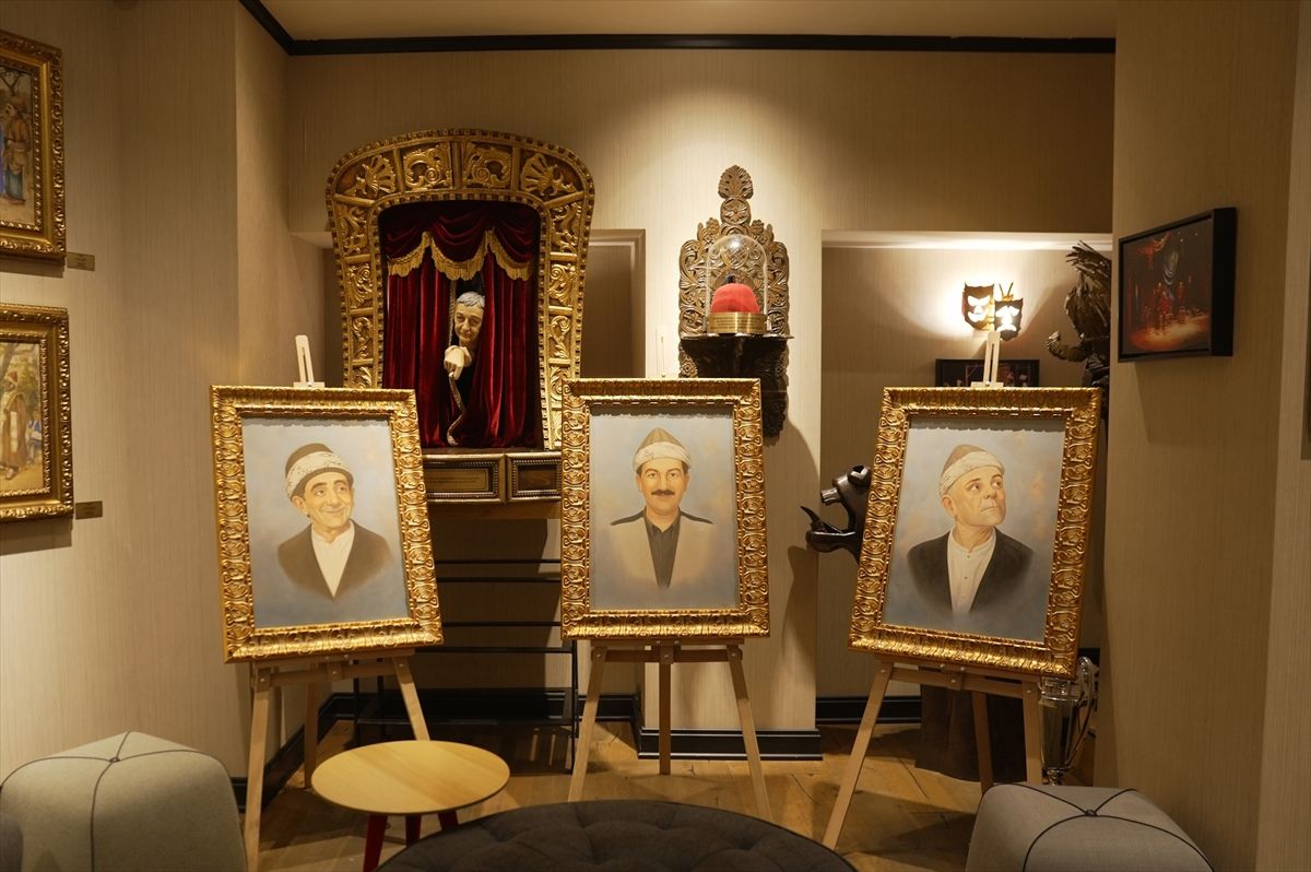 Cem Kebenç\'in Kavuklu Serisi Sanatseverlerle Buluştu