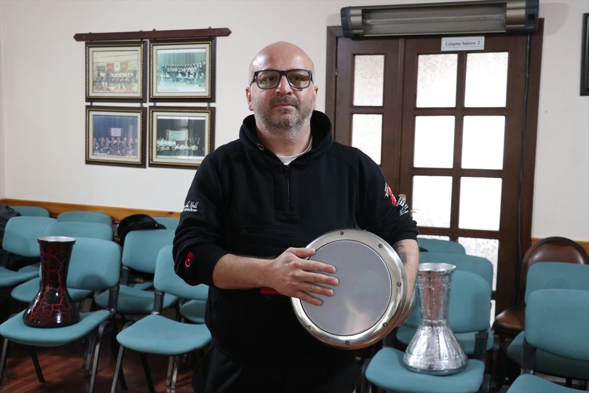 Trabzon\'da Kadınlardan Ritim Grubu