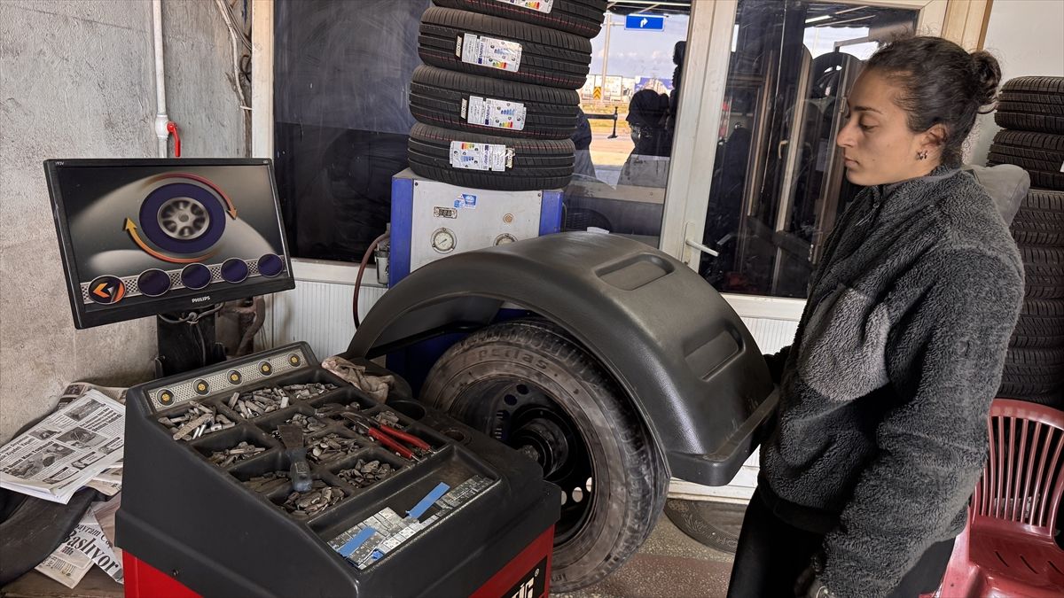 Elanur Düz: Spor ve İşi Birlikte Yürütüyor