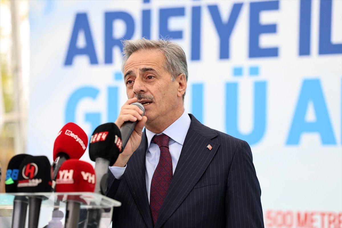 Sakarya\'da Atatürk Caddesi\'nin altyapı çalışmaları başladı