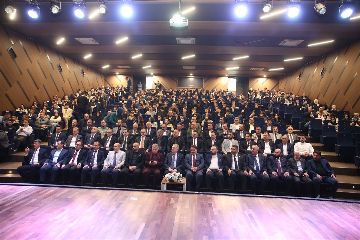 Sakarya\'da Girişimcilik Olimpiyatı Ödül Töreni