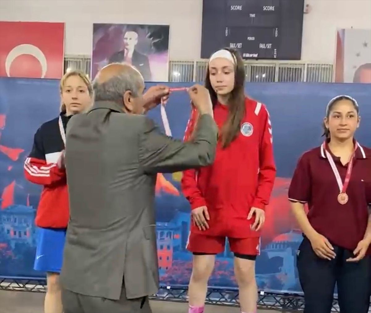 Boks Şampiyonu Tuana Zeynep Deniz