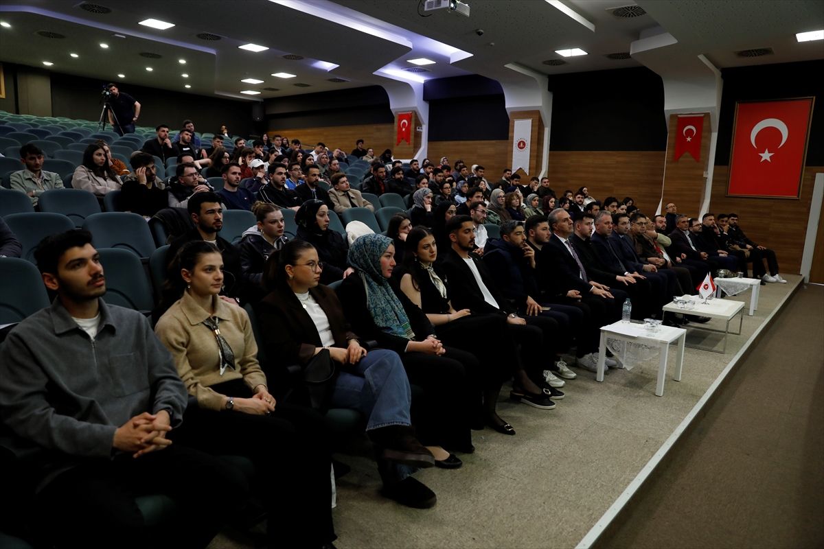 Doğu Türkistan Konferansı: Acılar ve Umutlar