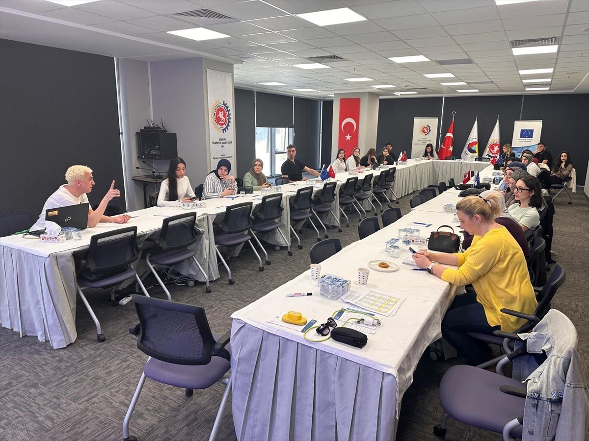 Gençler Avrupa Fırsatlarıyla Buluştu