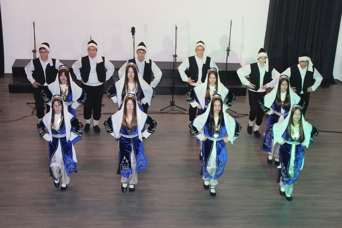Bafra\'da Gençlik Konseri Coşkusu