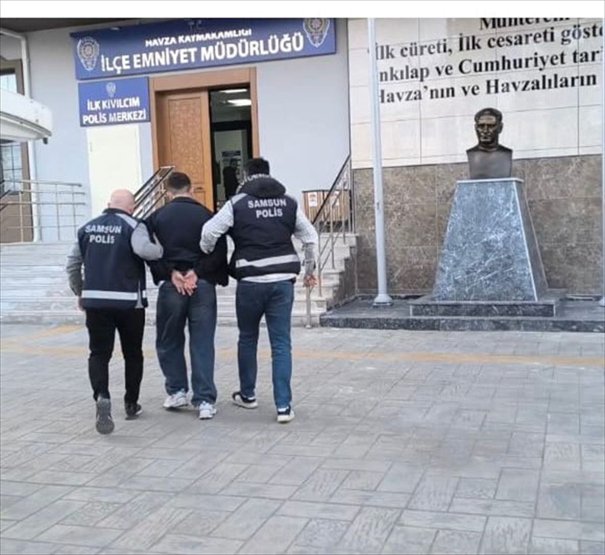 Havza\'da Uyuşturucu Operasyonu: 3 bin 359 Hap Ele Geçirildi